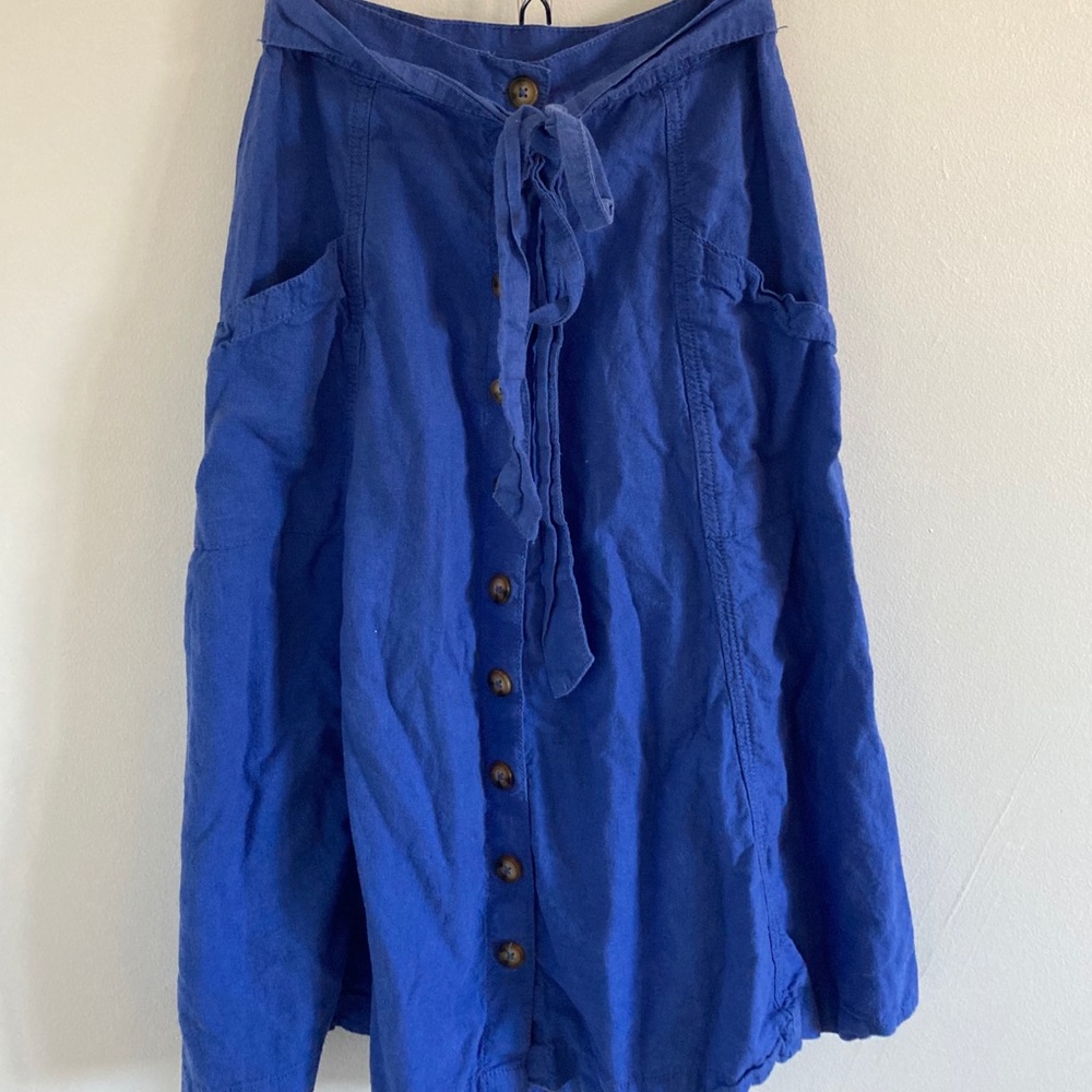 a.n.a. half circle skirt light blue linen